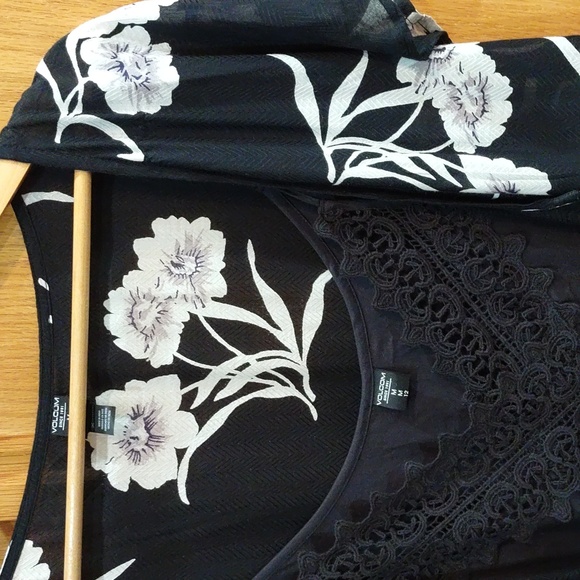 Volcum Womens 2pc Slipinslide Dress Black/ Cream Floral Size M - Picture 2 of 16